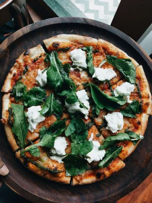Spinach Cheese Pizza